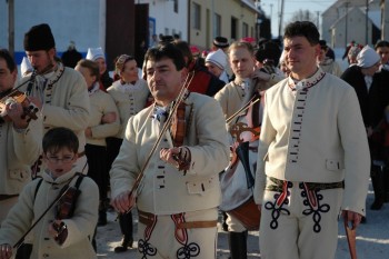 Strýci-a-fašank-2
