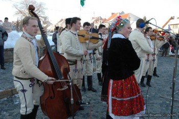 Strýci-a-fašank-8